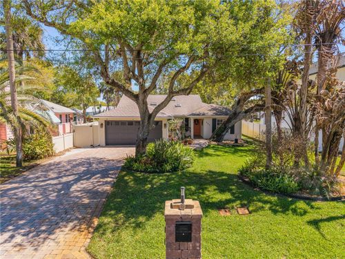 509 Yupon St, New Smyrna Beach, FL, 32169-2758 | Card Image