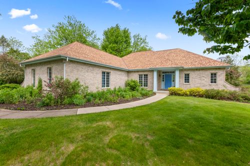 W379N8508 Mill St, Oconomowoc, WI, 53066-8923 | Card Image