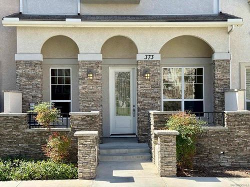 373 Connecticut Ave, El Cajon, CA, 92020-3978 | Card Image