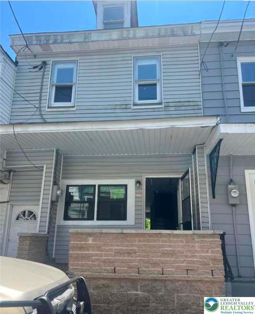 230 W Arlington St, Shenandoah, PA, 17976-1603 | Card Image