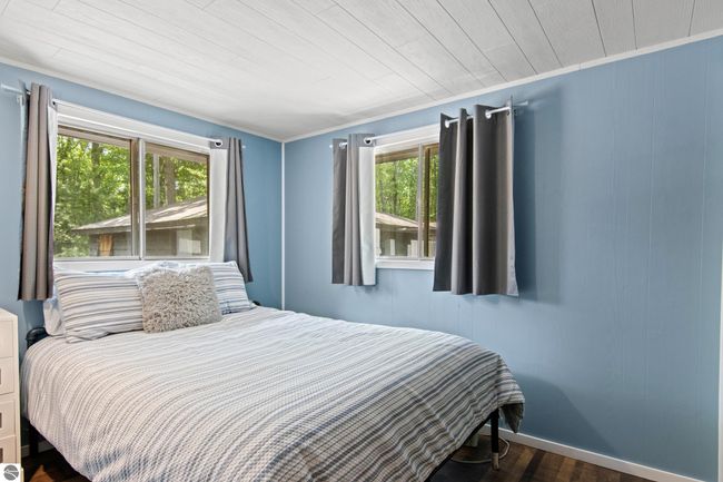 6015 Crystal Beach Rd Nw, House other with 4 bedrooms, 2 bathrooms and null parking in Rapid City MI | Image 20