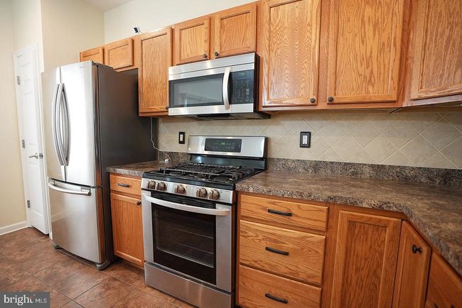 2102 E Oak Rd, Townhouse with 3 bedrooms, 2 bathrooms and null parking in VINELAND NJ | Image 26