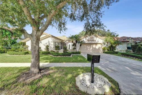 1871 Nw 107th Ave, Plantation, FL, 33322-3513 | Card Image