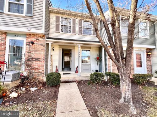 1652 Thenia Pl, WOODBRIDGE, VA, 22192-2827 | Card Image