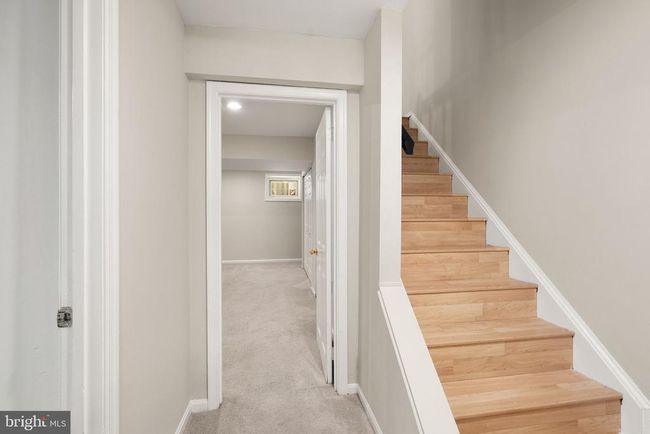 7390 Stream Way, Townhouse with 3 bedrooms, 4 bathrooms and null parking in SPRINGFIELD VA | Image 25