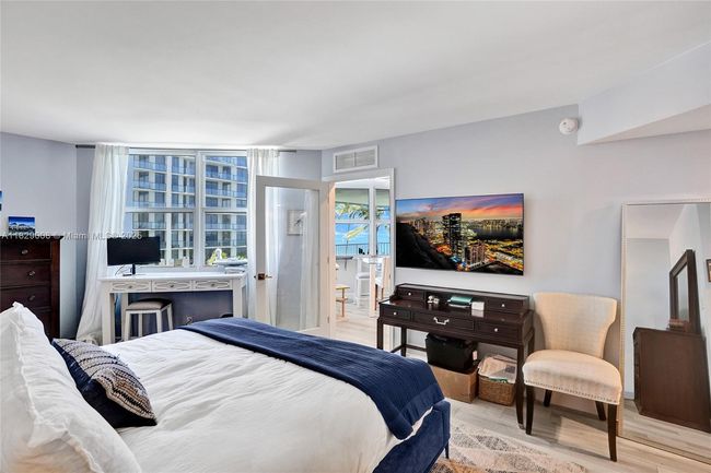 APT-403 - 1340 Ocean Blvd, Condo with 2 bedrooms, 2 bathrooms and null parking in Pompano Beach FL | Image 21