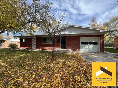 915 Big Horn Dr, Riverton, WY, 82501-2513 | Card Image