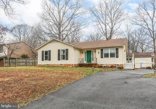 4 Jonquil Ct, FREDERICKSBURG, VA, 22408-1528 | Card Image