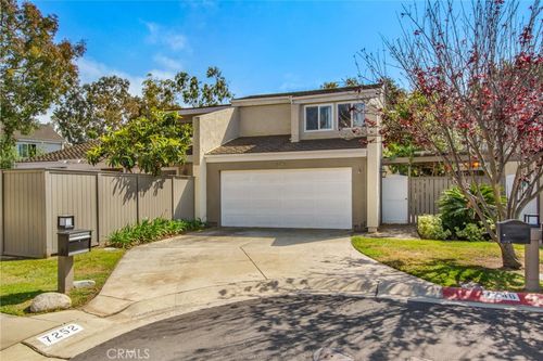 7246 Seashark Cir, Huntington Beach, CA, 92648-3036 | Card Image
