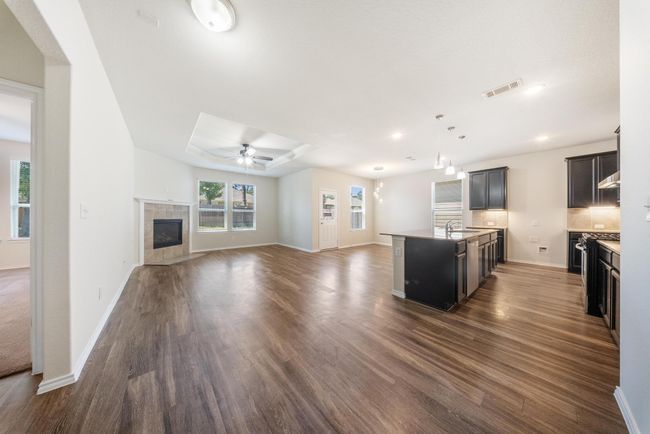 2080 Lost Timbers Dr, House other with 5 bedrooms, 3 bathrooms and 2 parking in Conroe TX | Image 15
