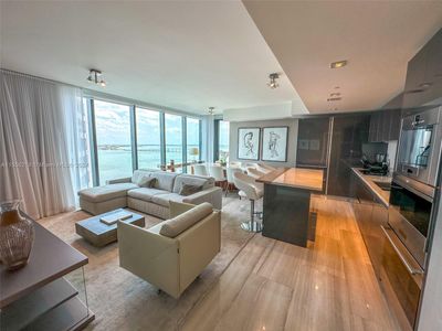 2203 - 1451 Brickell Ave, Condo with 2 bedrooms, 2 bathrooms and null parking in Miami FL | Image 2