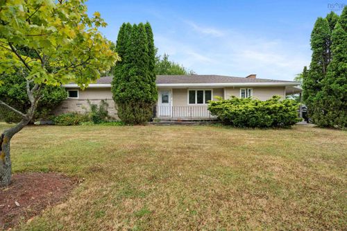12 Munroe Ave, Westville Road, NS, B2H5C6 | Card Image