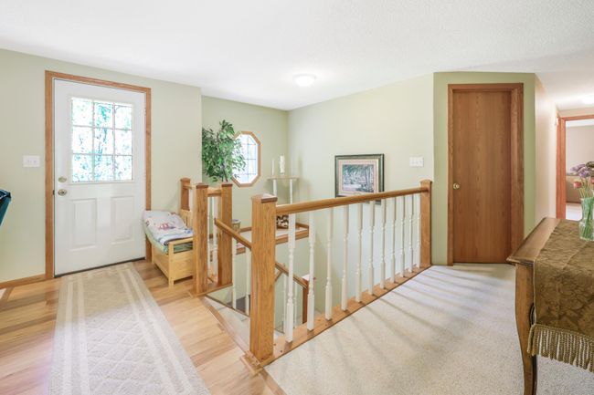 Front entry | Image 7