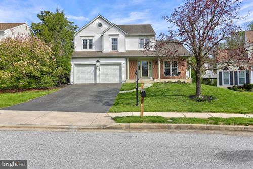18 Franklin Tree Ct, CATONSVILLE, MD, 21228-5822 | Card Image