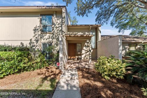 106-10143 Cross Green Way, Jacksonville, FL, 32256 | Card Image