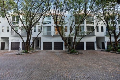 5-325 Meridian Ave, Miami Beach, FL, 33139-8700 | Card Image