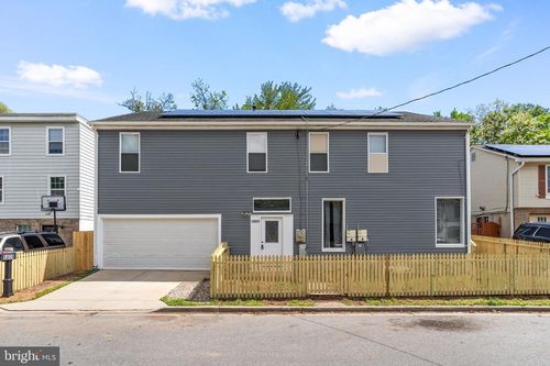 5809 Burgundy St, CAPITOL HEIGHTS, MD, 20743-2002 | Card Image