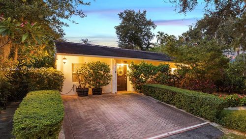 815 Monterey St, Coral Gables, FL, 33134-2514 | Card Image
