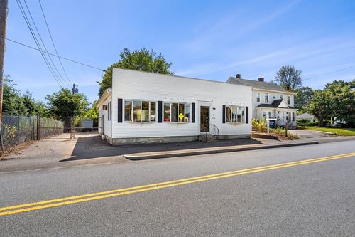 13 East St, North Attleboro, MA, 02760-2394 | Card Image