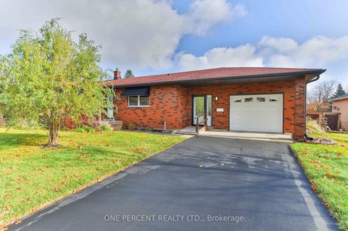 71 Lee Ave, Simcoe, ON, N3Y5B8 | Card Image