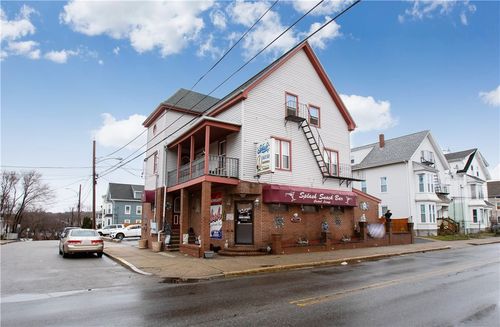 546 Lonsdale Ave, Central Falls, RI, 02863-2407 | Card Image
