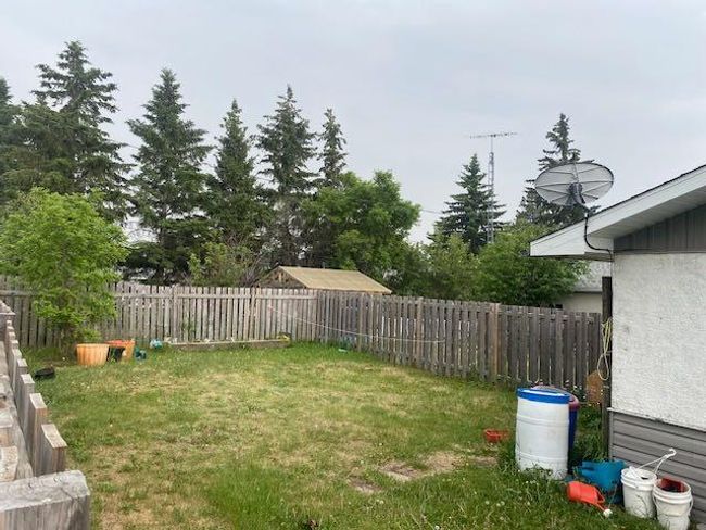 5325 53 Avenue, House other with 4 bedrooms, 3 bathrooms and 4 parking in Bashaw AB | Image 5