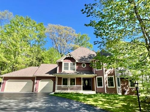 10057 E Leeward Shores Dr, Traverse City, MI, 49684-6818 | Card Image