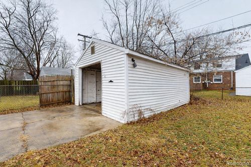 20300 Mccormick St, Detroit, MI, 48224-4119 | Card Image