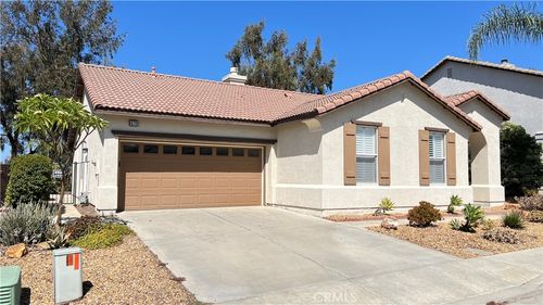 679 Shasta Dr, Corona, CA, 92881 | Card Image