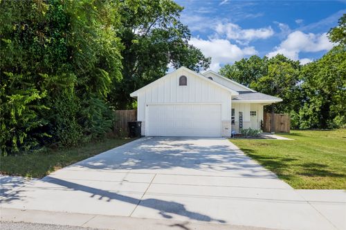 506 Park St, Cleburne, TX, 76031-4018 | Card Image