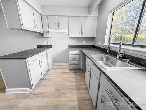 apt-b-4814 Spring Lake Dr, Charlotte, NC, 28212-8486 | Card Image