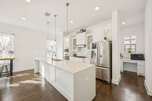 3002 Zenia Dr, Dallas, TX, 75204-3945 | Card Image