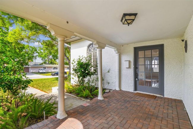 3120 S Julia Cir, House other with 3 bedrooms, 2 bathrooms and null parking in TAMPA FL | Image 4