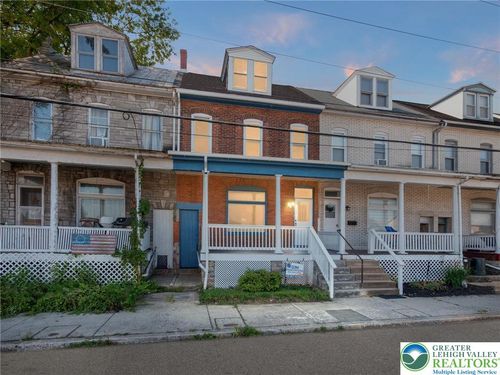 146 Normal Ave, Kutztown, PA, 19530-1728 | Card Image
