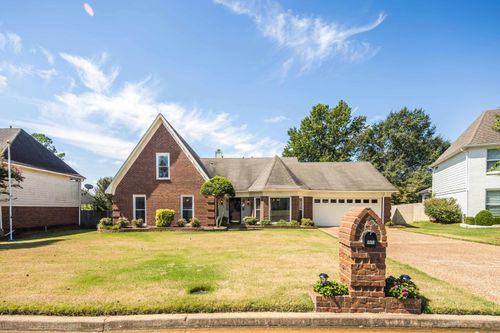 553 Brookview Cv, Cordova, TN, 38018-7616 | Card Image