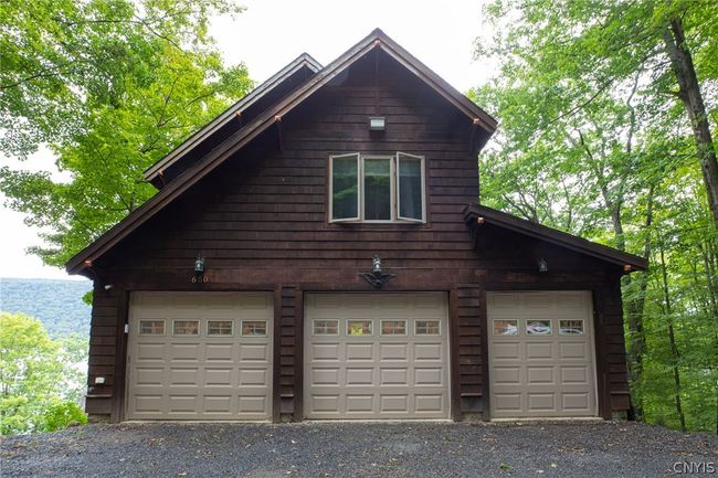 Front of the 3 car garage. | Image 41