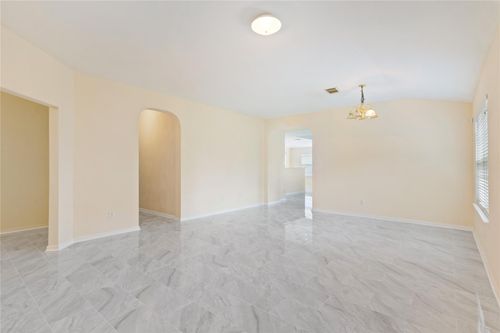 7710 Sapulpa Ln, Cypress, TX, 77433-2512 | Card Image