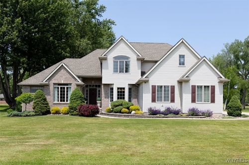 2371 Bullis Rd, Elma, NY, 14059-9204 | Card Image
