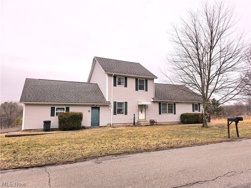 141 Meadowpark Dr, Cambridge, OH, 43725-9742 | Card Image