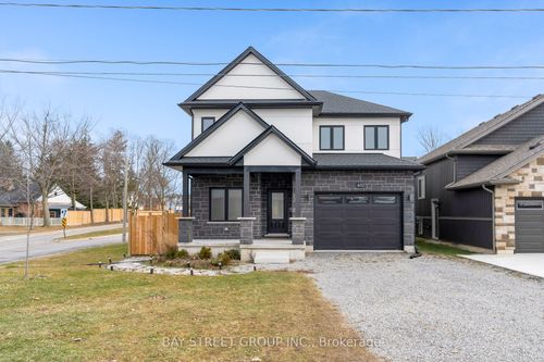 402 Aqueduct St, Welland, ON, L3C0H3 | Card Image