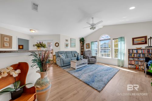 r8-6194 Gulf Shores Pkwy, Gulf Shores, AL, 36542 | Card Image