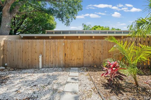 h1-500 N Jefferson Ave, SARASOTA, FL, 34237-5144 | Card Image