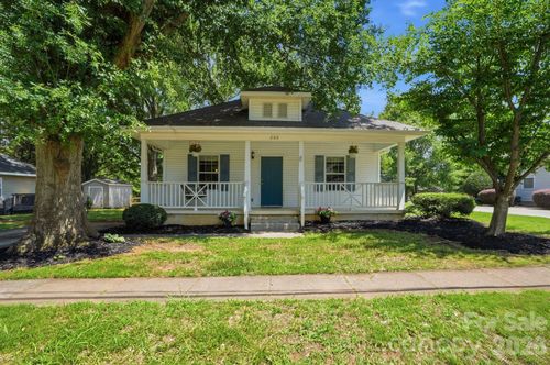 206 6th St, Belmont, NC, 28012-3336 | Card Image