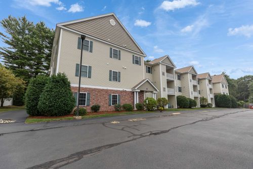 unit-4203-65 Fordway Ext, Derry, NH, 03038-7284 | Card Image