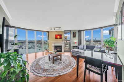 704 - 1000 Beach Ave, Condo with 2 bedrooms, 2 bathrooms and 2 parking in Vancouver BC | Image 2