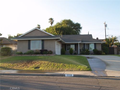 5554 La Deney St, Montclair, CA, 91763-2028 | Card Image