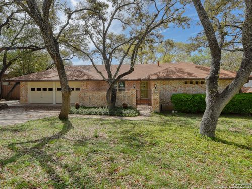 3322 Castledale Dr, San Antonio, TX, 78230-3904 | Card Image