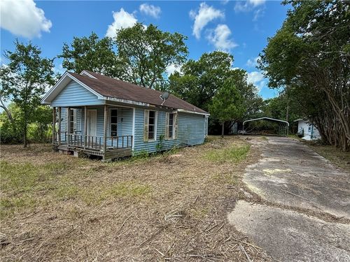 22085 Madison St, Bedias, TX, 77831-9439 | Card Image