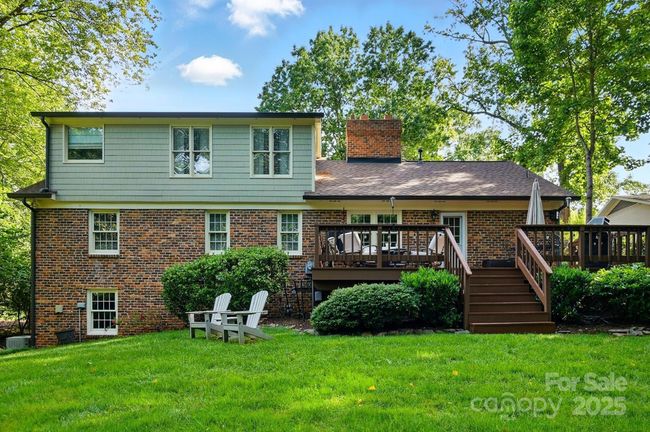 2025 Sagamore Rd, House other with 4 bedrooms, 3 bathrooms and null parking in Charlotte NC | Image 47