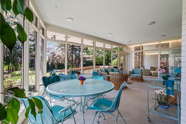 274 Mountain Brow Blvd, House other with 5 bedrooms, 3 bathrooms and 10 parking in Hamilton ON | Image 25